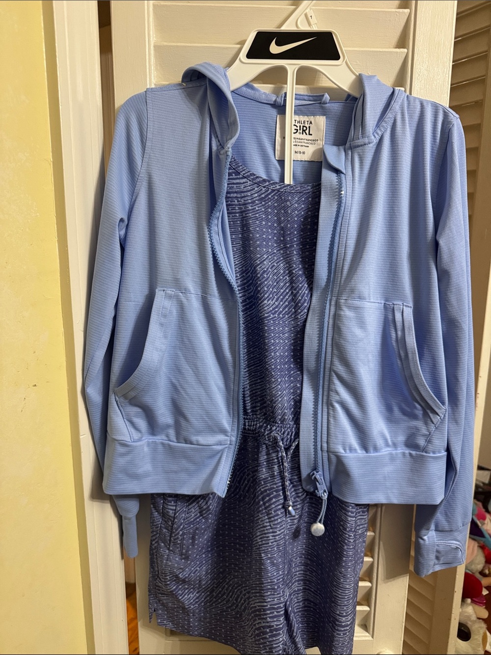 Athleta Light Blue Hooded Zip Jacket with Front Pockets
